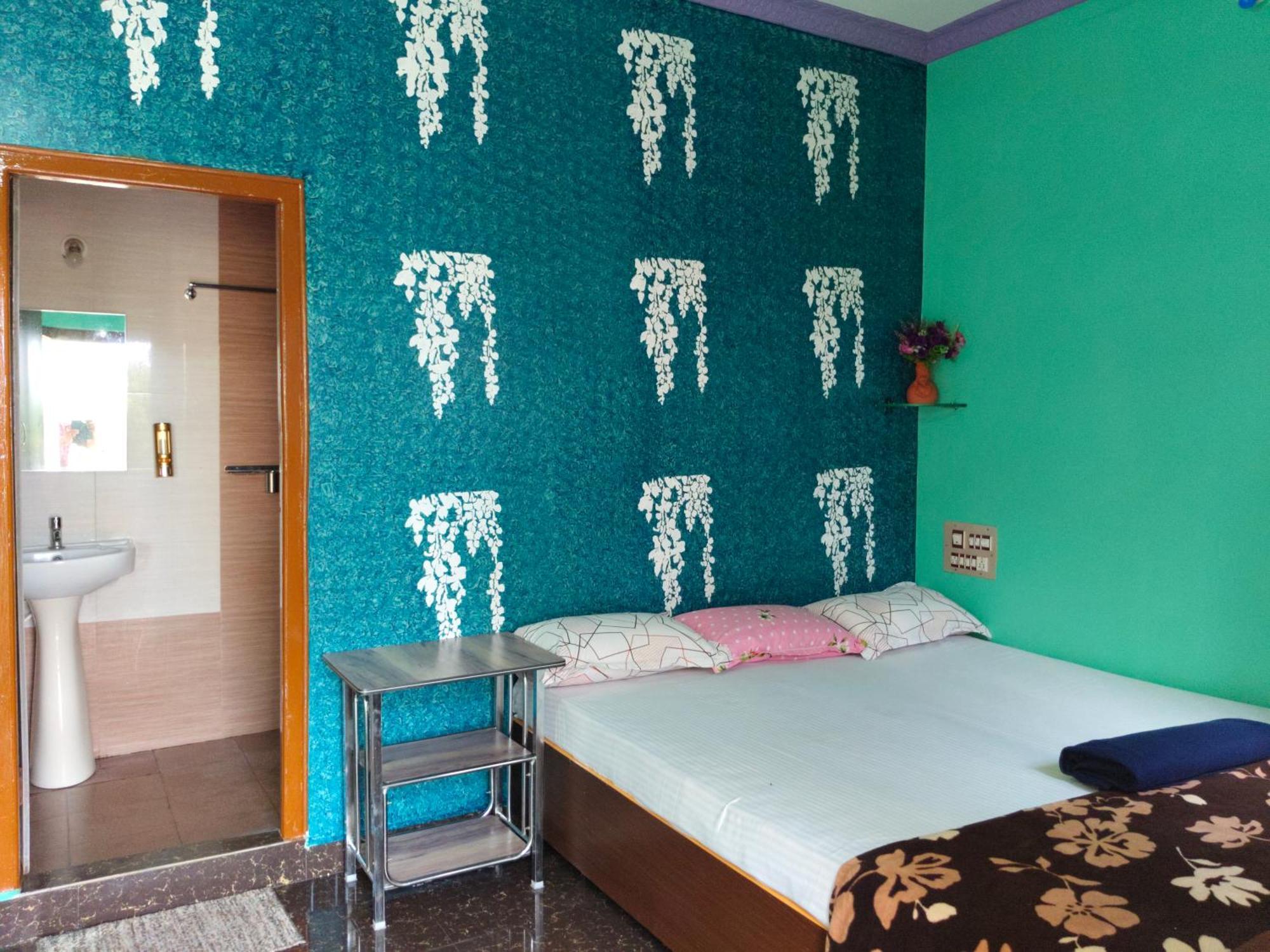 Vinayaka Homestay هامبي المظهر الخارجي الصورة