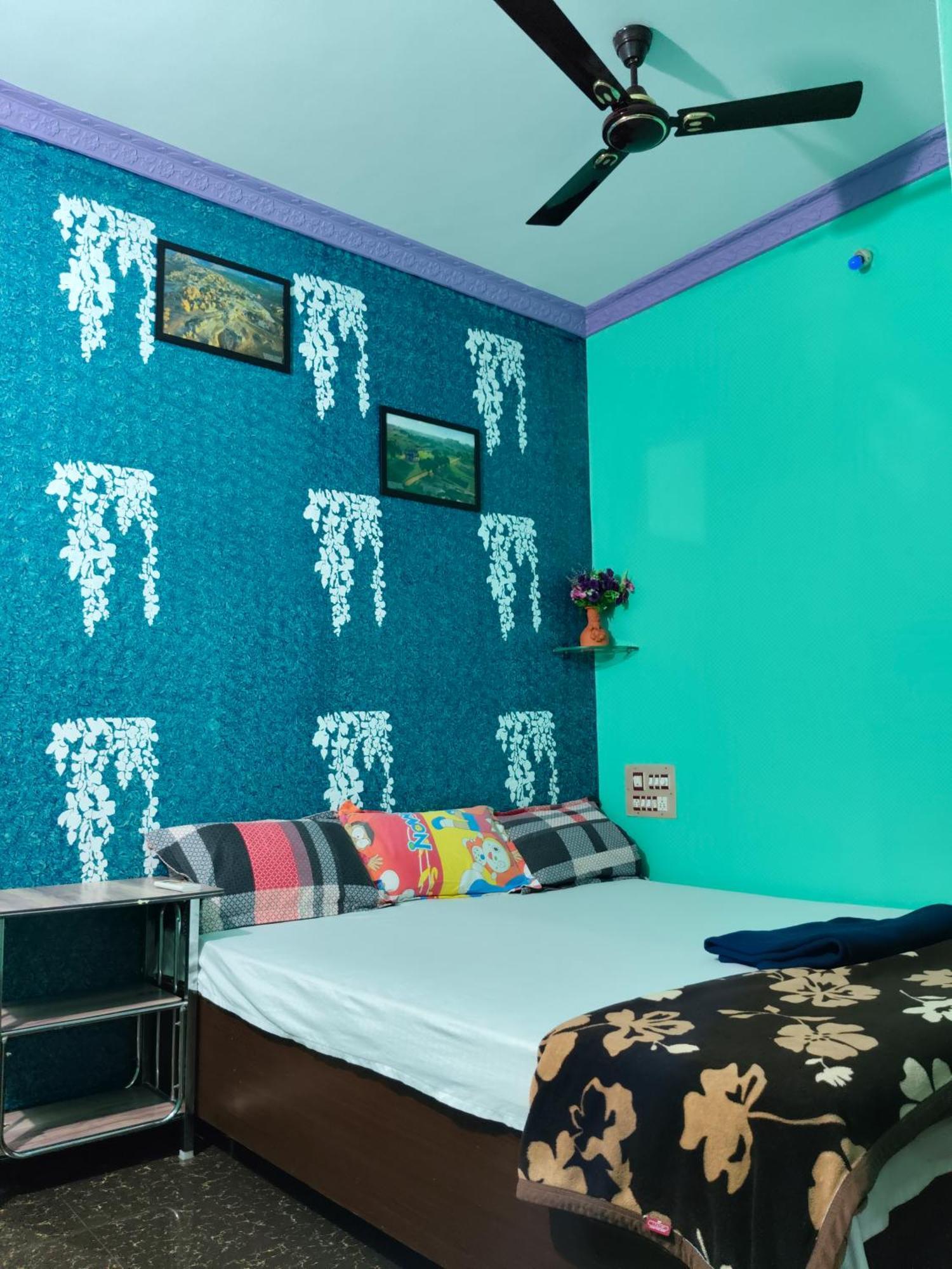 Vinayaka Homestay هامبي المظهر الخارجي الصورة